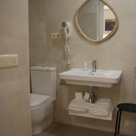 La Encomienda Hotel 2*